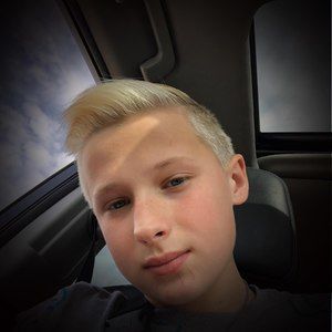 Meet your Posher, Skyler